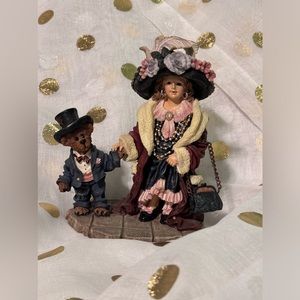 Boyds Bears & Friends "The Dollstone Collection - Amy and Edmund.Momma's Clothes